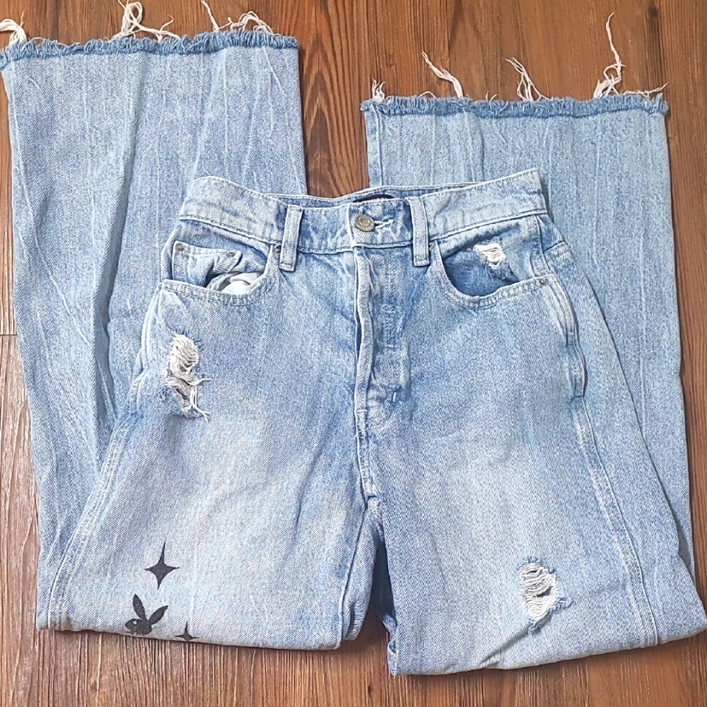 PLAYBOY Light‎ Blue Straight Leg Jeans used good condition.